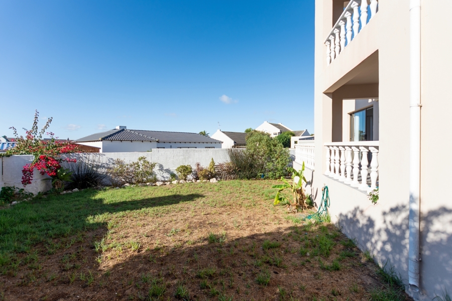 3 Bedroom Property for Sale in Country Club Western Cape